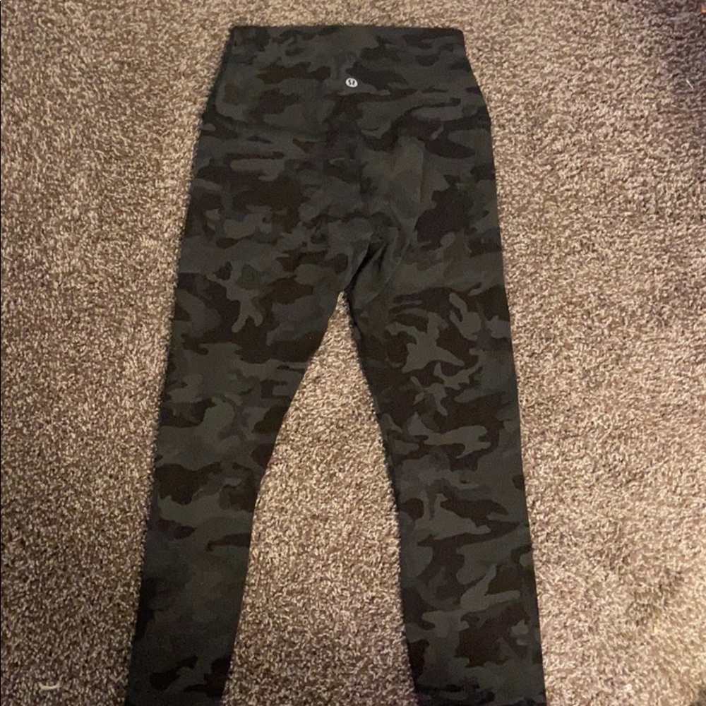 Lululemon Align II 23” green camo